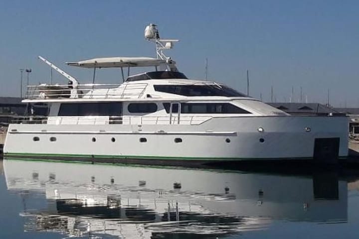 Benetti, 100 (1980) - #10177