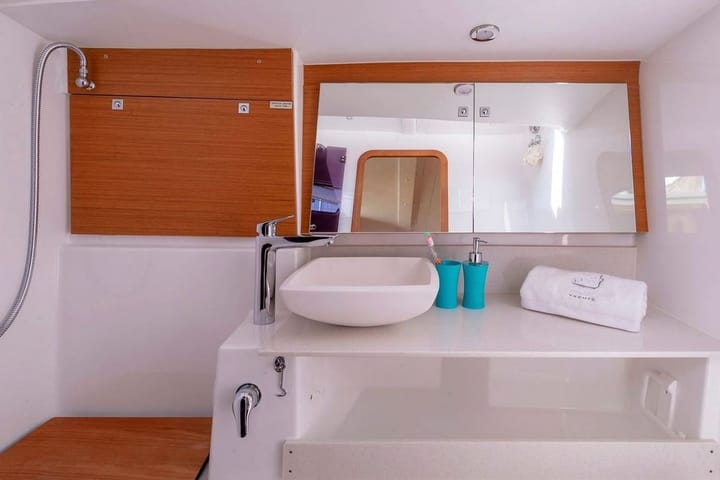 Sailboat Dufour 430 (2021) for Charter - Orhaniye | #10238 - 13