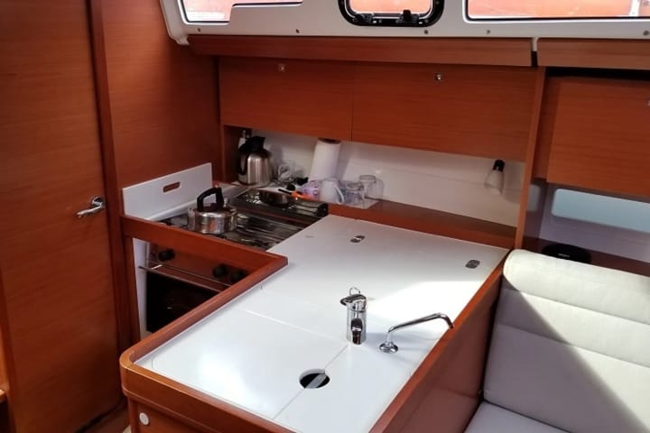 Sailboat Dufour  350 Grand Large (2017) for Charter - Fethiye | #103 - 11