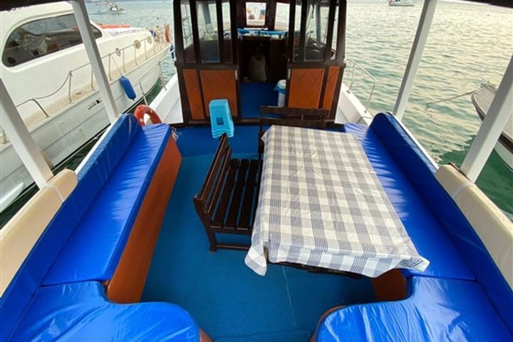 Fait sur mesure Yacht à moteur (2007) for Charter - Ayvalik | #10342 - 7