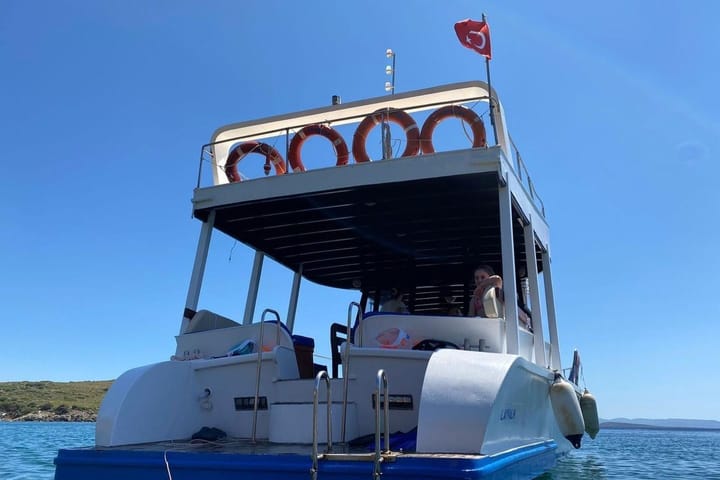 Fait sur mesure Yacht à moteur (2007) for Charter - Ayvalik | #10342 - 5