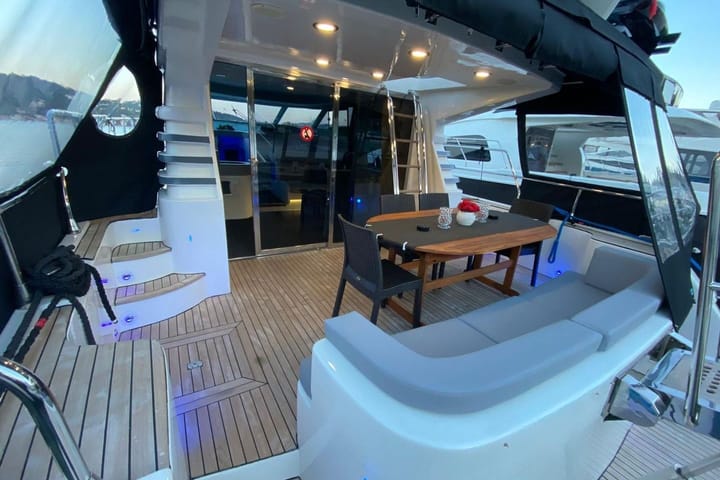 Maßgeschneidert Motoryacht (2012) für Charter - Kurucesme | #10353 - 4