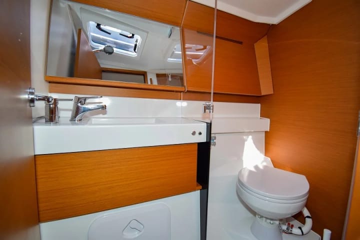  Velero Jeanneau Sun Odyssey 410 (2022) para Charter - Marmaris | #10520 - 32