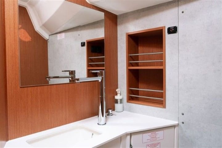 Bavaria  42 Cruiser Kiralık Yelkenli (2021) - Fethiye | #10563 - 11