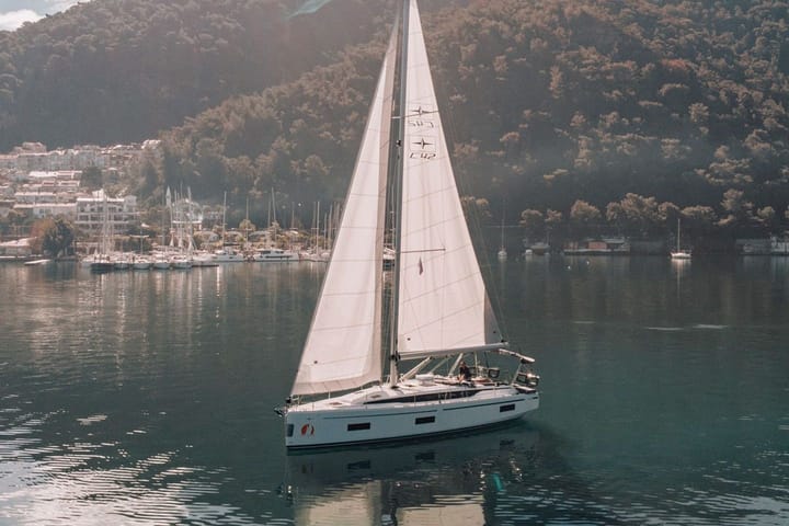  Zeilboot Bavaria  42 Cruiser (2022) voor Charter - Fethiye | #10564 - 2