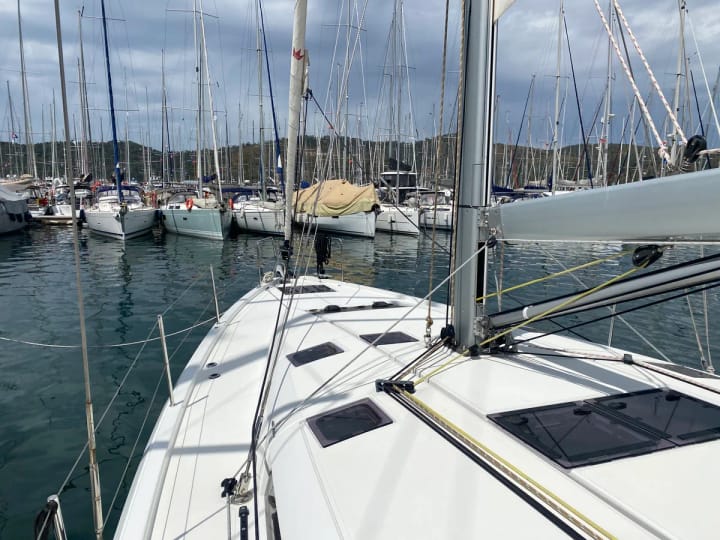 Voilier Jeanneau Sun Odyssey 490 (2020) pour Charter - Fethiye | #10803 - 2