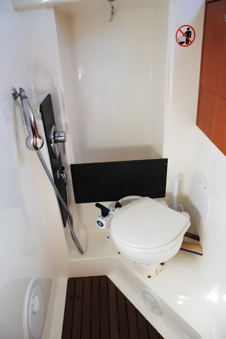  Barca a vela Bavaria  32 Cruiser (2011) per Noleggio, overcloccabile Dubrovnik | #11021 - 16