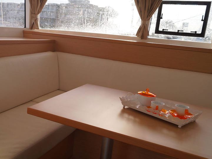  Catamaran Lagoon 400 S2 (2016) voor Charter - Capo d'Orlando | #11058 - 2