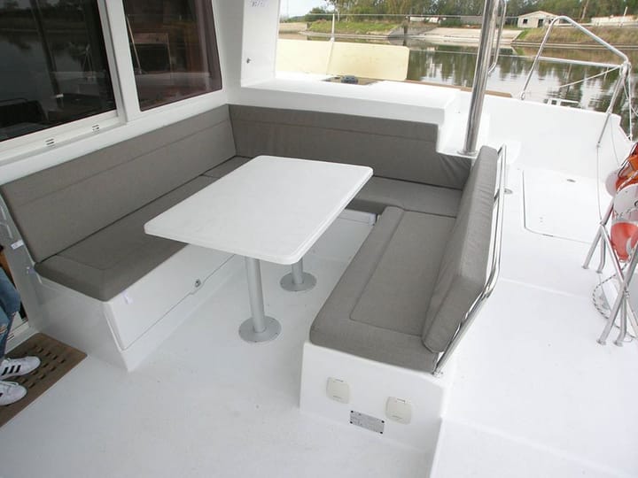  Catamaran Lagoon 400 S2 (2016) voor Charter - Capo d'Orlando | #11058 - 4