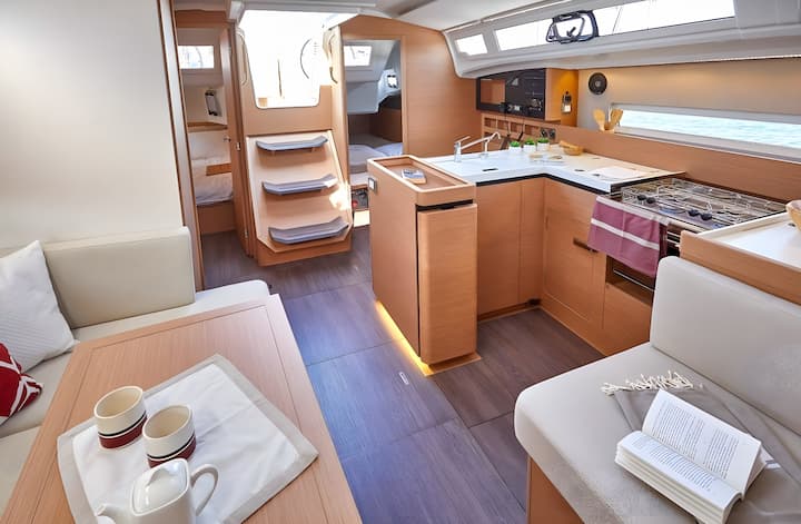 Jeanneau Sun Odyssey 410 Kiralık Yelkenli (2021) - Lefkada | #11284 - 10