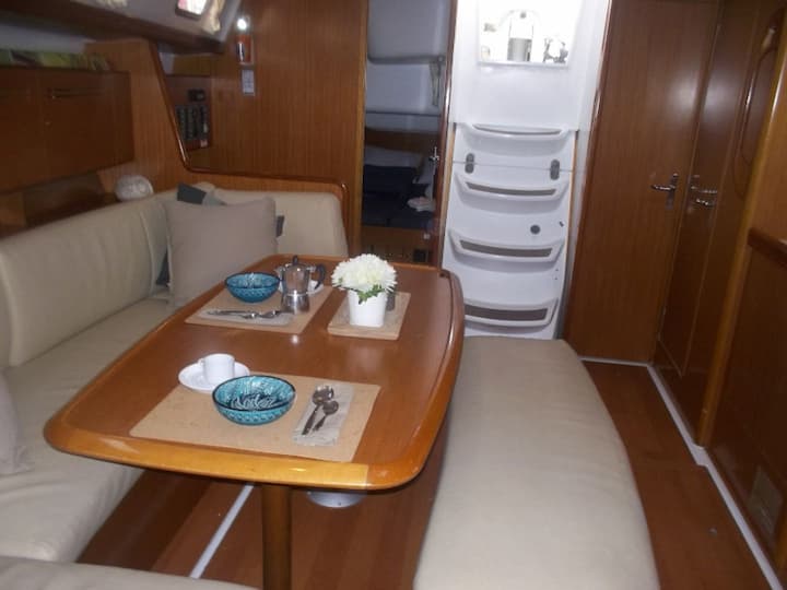 Beneteau Cyclades 43.4 Kiralık Yelkenli (2007) - Lefkada | #11412 - 15