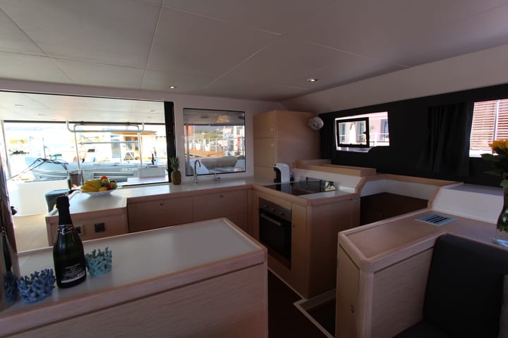  Catamaran Dufour Catamaran 48 (2022) voor Charter - Castiglioncello | #11461 - 7