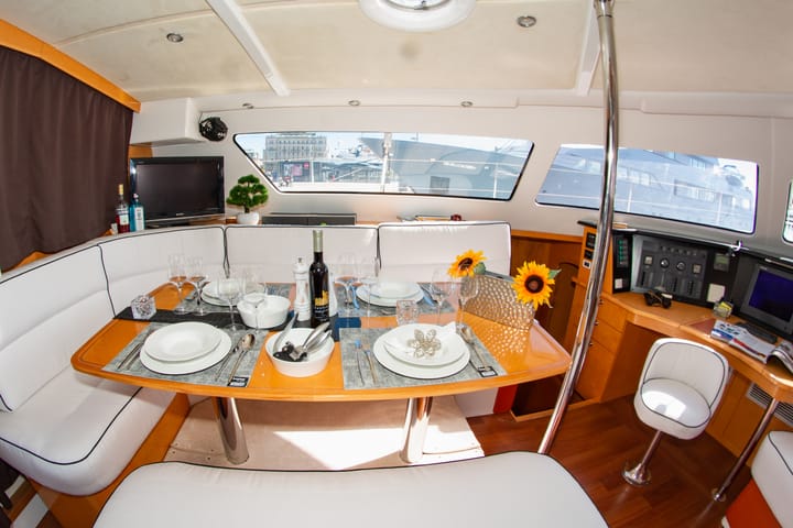 Catamaran Fountaine Pajot Eleuthera 60 (2009) for Charter - Trogir | #11596 - 9