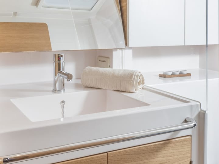  Zeilboot Salona 380 Performance (2020) voor Charter - Pirovac | #11726 - 11