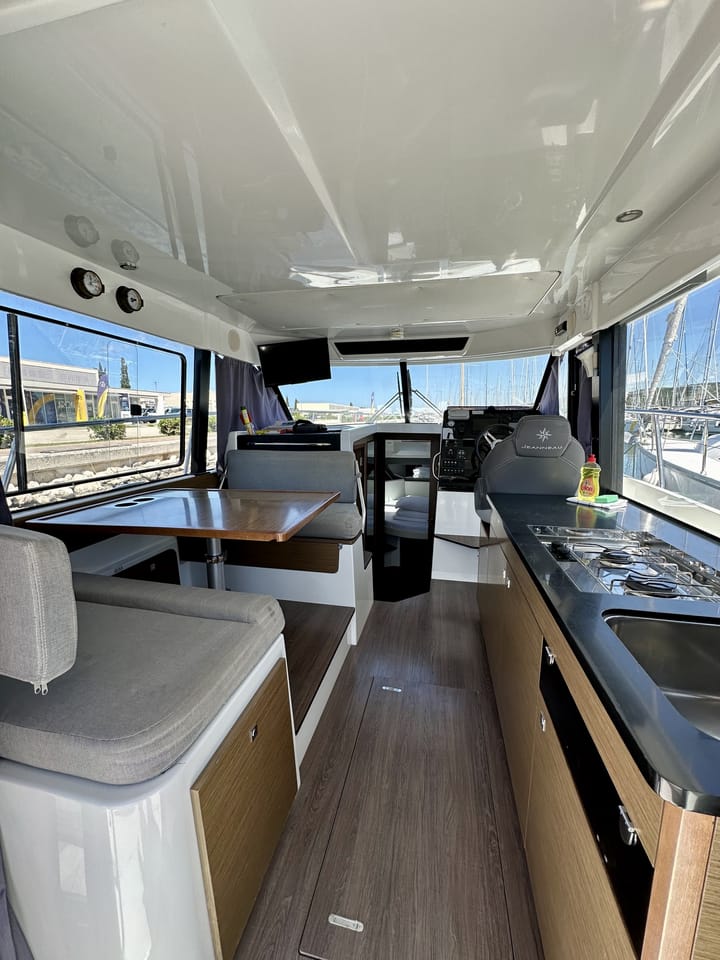 Drage 10.5 m Für Charter Motorboot — #11864 - 2