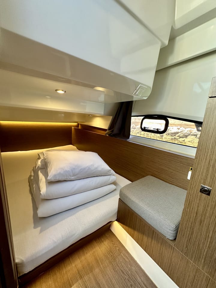 Drage 10.5 m Für Charter Motorboot — #11864 - 3