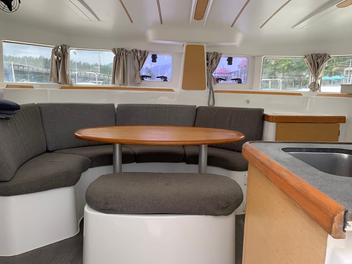 Catamaran Lagoon  380 (2015) for Charter - Mahe, Victoria | #11906 - 2