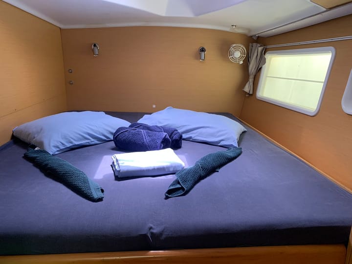 Catamaran Lagoon  380 (2015) for Charter - Mahe, Victoria | #11906 - 4