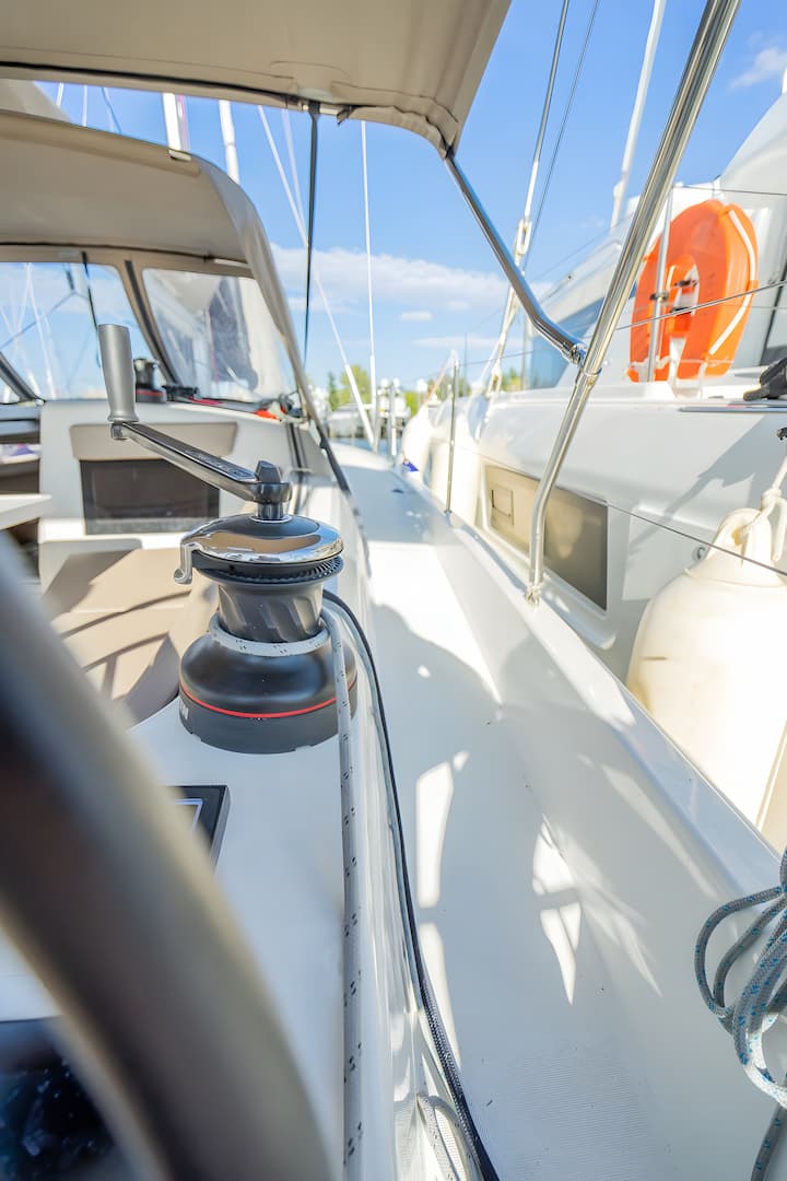 Sailboat Jeanneau Sun Odyssey 410 (2021) for Charter - Lavrion | #11930 - 9