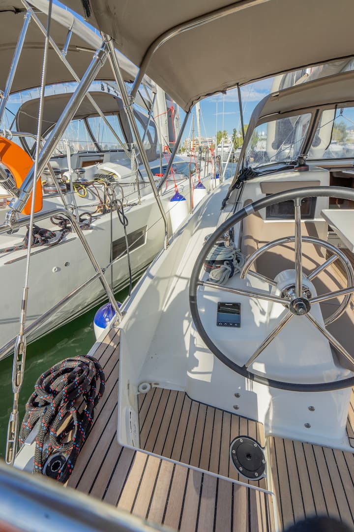 Sailboat Jeanneau Sun Odyssey 410 (2021) for Charter - Lavrion | #11930 - 3