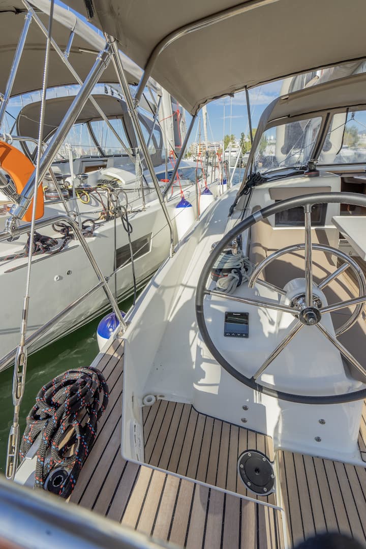 Voilier Jeanneau Sun Odyssey 410 (2020) pour Charter - Kos | #11931 - 3