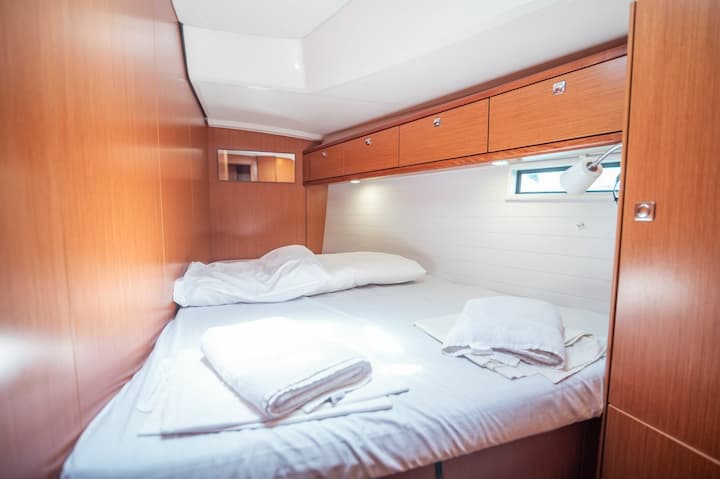 Voilier Bavaria 46 Cruiser (2015) pour Charter - Rhodes | #11989 - 11