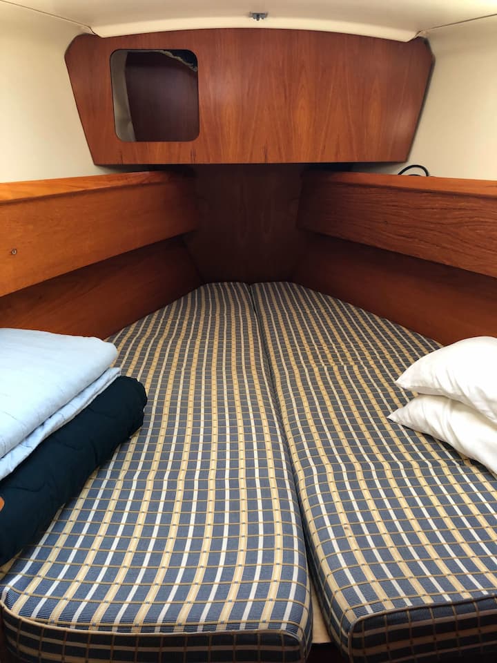 Sailboat Jeanneau Sun Odyssey 35 (2005) for Charter - Lefkada | #12026 - 23