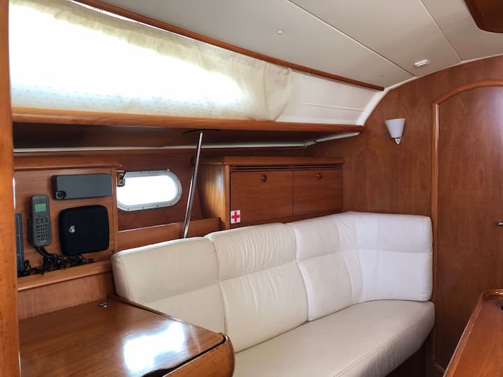 Sailboat Jeanneau Sun Odyssey 35 (2005) for Charter - Lefkada | #12026 - 15
