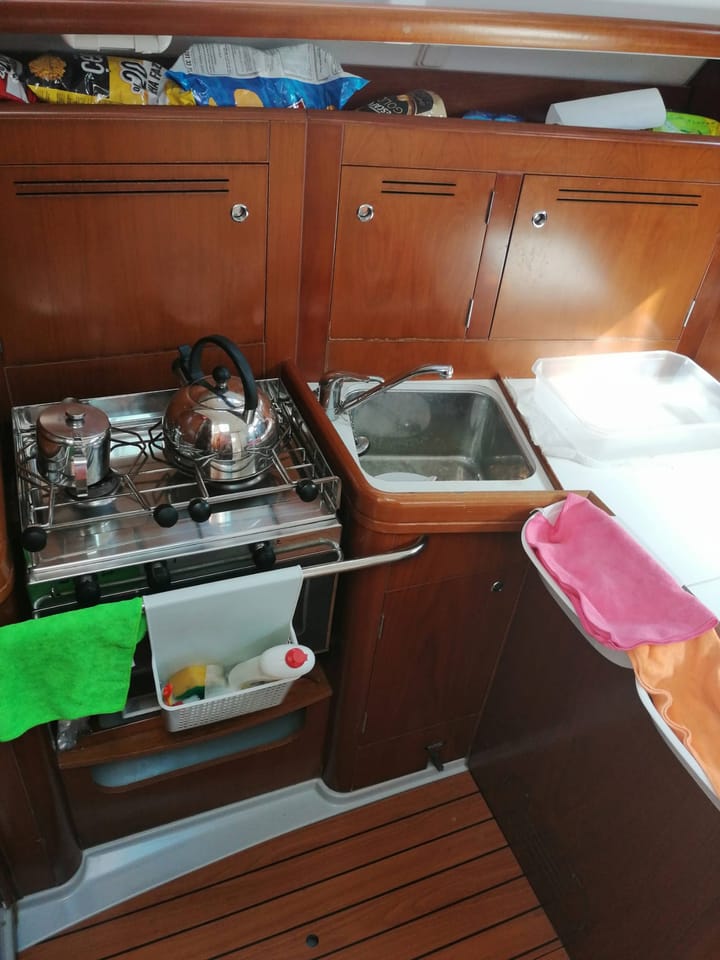 Beneteau Oceanis 34.3 Kiralık Yelkenli (2019) - İzmir | #12078 - 5