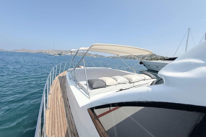   Fait sur mesure   Yacht à moteur   (2026)  pour Charter  | # 12138  - 2