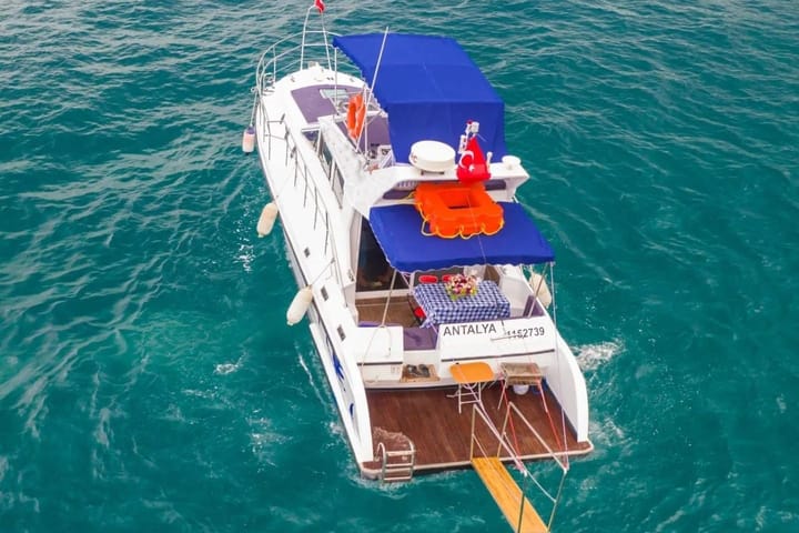 Fatto su misura Yacht a motore (2010) for Charter - Antalya | #12507 - 5