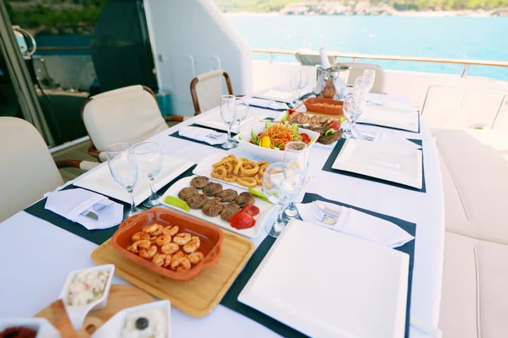 Motor Yacht Bilgin Bilgin (2004) for Charter - Antalya | #12648 - 10