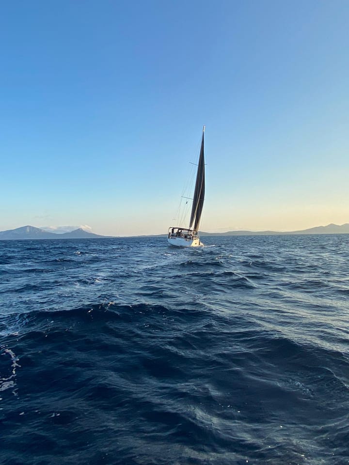 Sailboat Dufour 530 Exclusive 2020 (2020) for Charter - Porto Rotondo | #12690 - 8