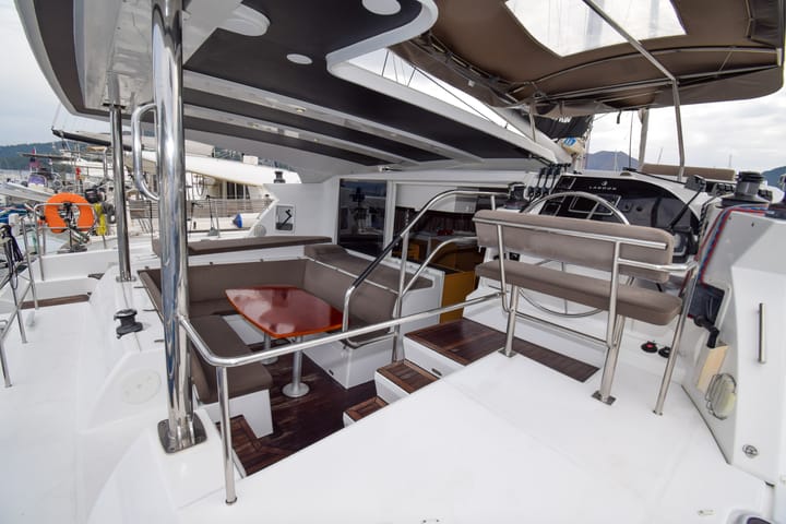  Catamaran Lagoon  421 (2013) voor Charter - Marmaris | #12959 - 82