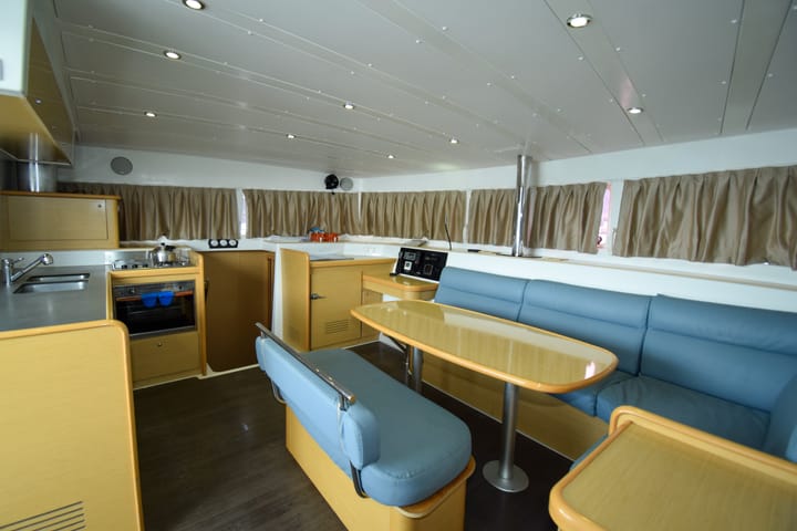  Catamaran Lagoon  421 (2013) voor Charter - Marmaris | #12959 - 68