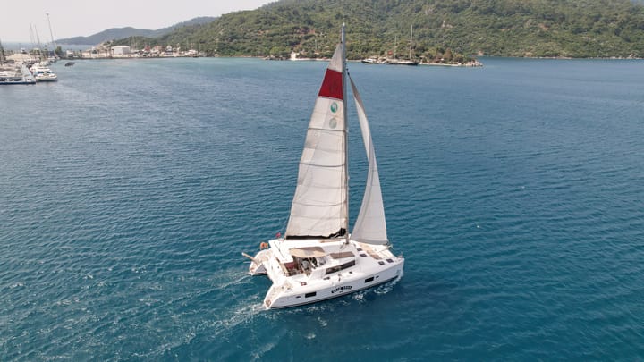  Catamaran Lagoon  421 (2013) voor Charter - Marmaris | #12959 - 84