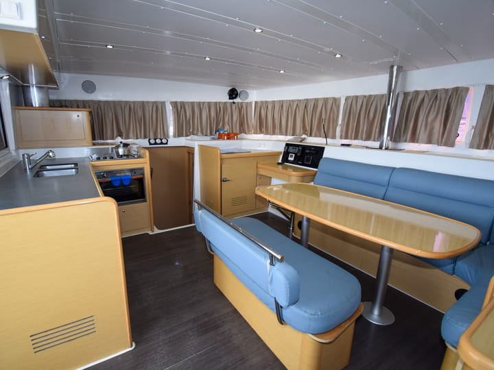  Catamaran Lagoon  421 (2013) voor Charter - Marmaris | #12959 - 26
