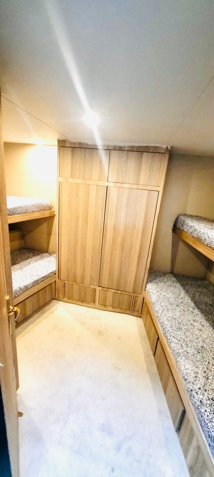 Hecho a medida Yate a motor (2022) para Charter - Bebek | #13025  - 11