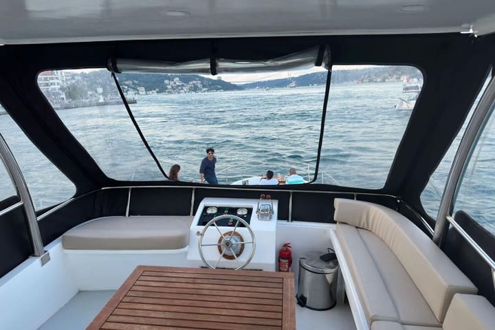 Fait sur mesure Yacht à moteur (2022) for Charter - Bebek | #13083 - 7