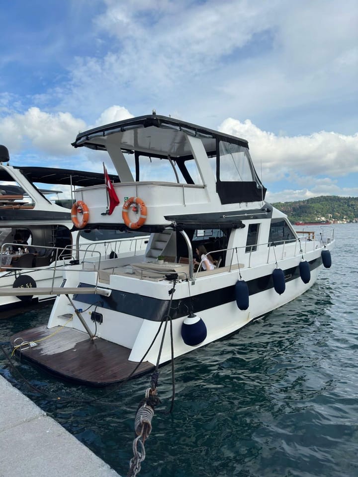 Fait sur mesure Yacht à moteur (2022) for Charter - Bebek | #13083 - 5