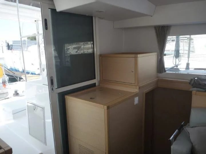 Catamaran Lagoon 400 S2 (2014) for Charter - Bodrum | #13180 - 14