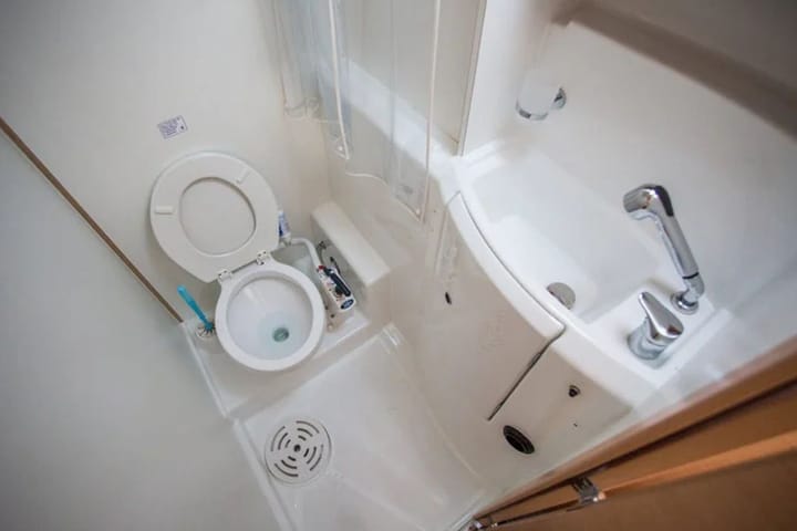 Catamaran Lagoon 400 S2 (2014) for Charter - Bodrum | #13180 - 23