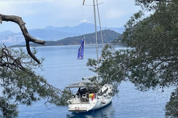 Bavaria,  37 Cruiser (2021) - #13217