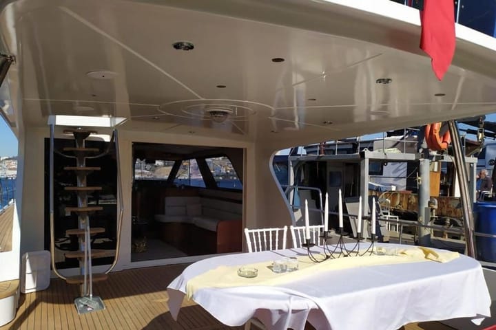 Maßgeschneidert Motoryacht (2012) für Charter - Unkapani | #13318 - 3