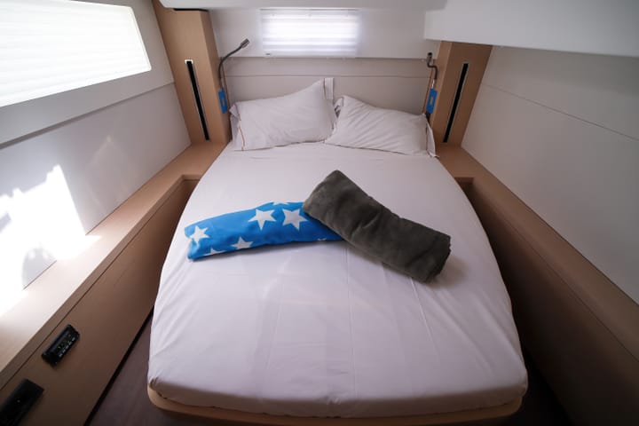  Catamaran Lagoon  46  (2023) voor Charter - Olbia | #13339 - 12