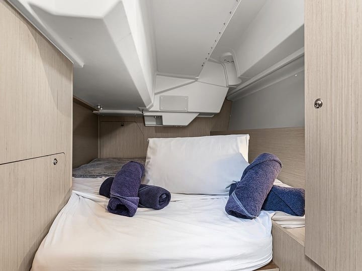 Voilier Beneteau Oceanis 38.1 (2021) pour Charter - Fethiye | #13397 - 15