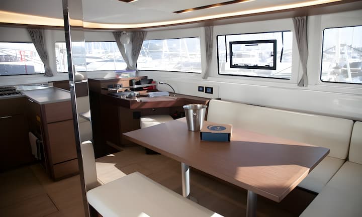 Paros 13.99 m Para Charter Catamarán - #13434 - 10