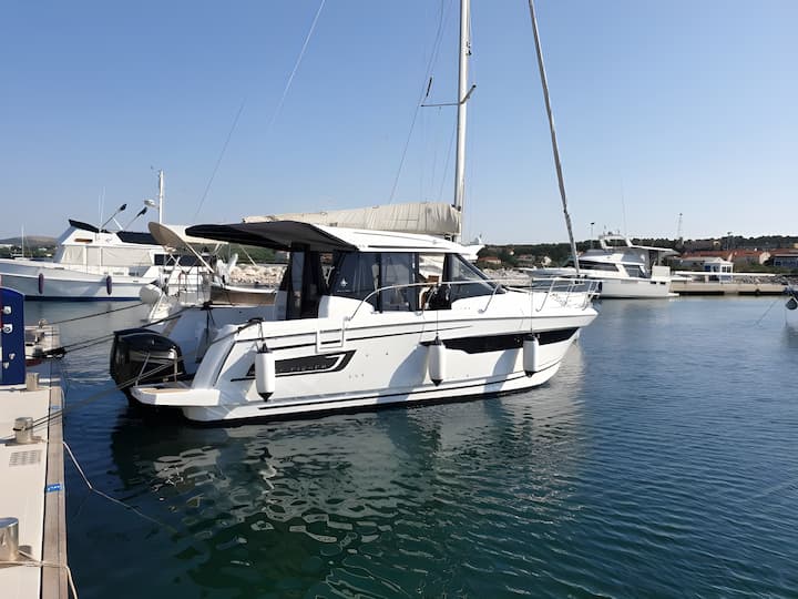 Jeanneau Merry Fisher 895 Kiralık Sürat Teknesi (2021) - Zadar | #13436 - 3