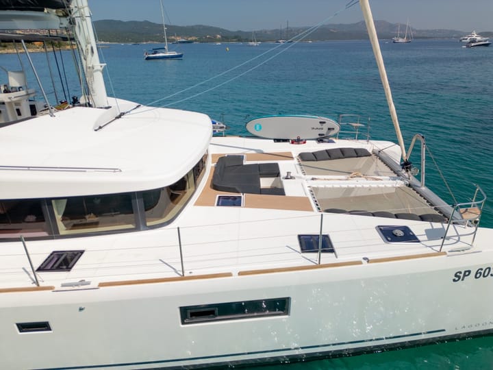 Portisco 15.84 m Per noleggio Catamarano - #1345 - 6