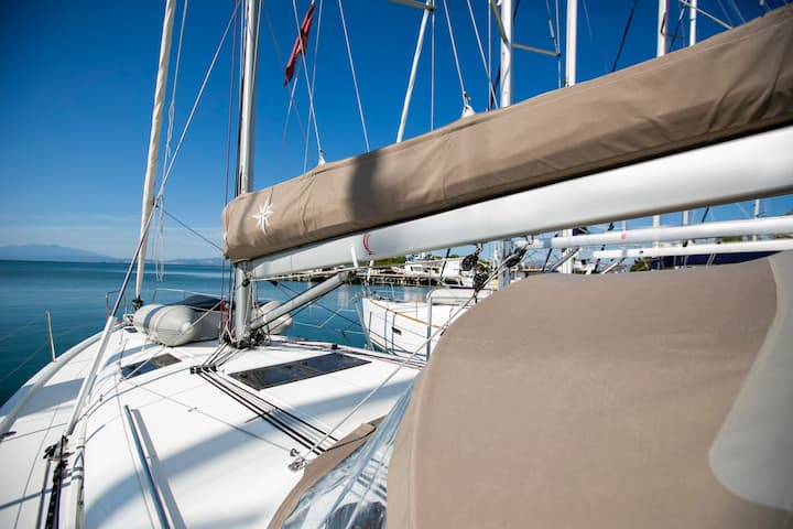 Voilier Jeanneau Sun Odyssey 440 (2021) pour Charter - Kos | #13453 - 13